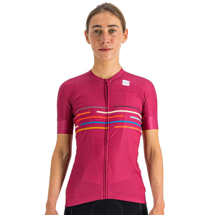 Maillot corto fucsia para mujer de SPORTFUL, comodidad y estilo en cada pedalada