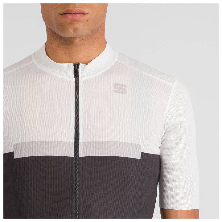 Maillot corto Pista negro-blanco de SPORTFUL, cómodo y fresco para ciclistas