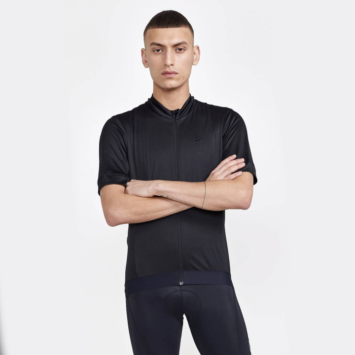 Maillot de ciclismo corto Essence negro de CRAFT, comodidad y frescura en cada pedalada