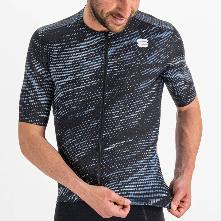 Maillot corto Sportful Cliff Supergiara negro, comodidad y estilo para tus rutas en bicicleta