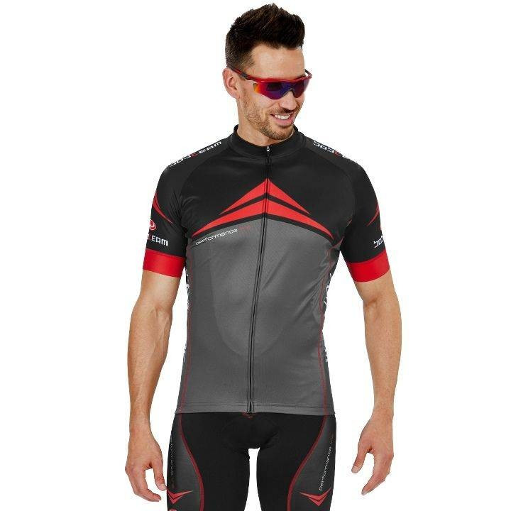 Maillot corto BOBTEAM: estilo y comodidad para tus rutas en bicicleta