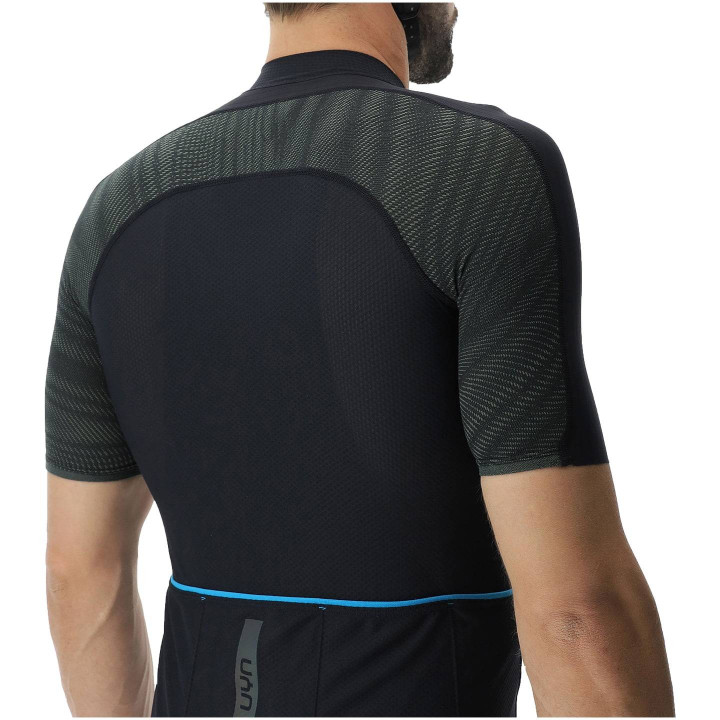 Maillot corto UYN Allroad negro y oliva para ciclistas que buscan comodidad y estilo