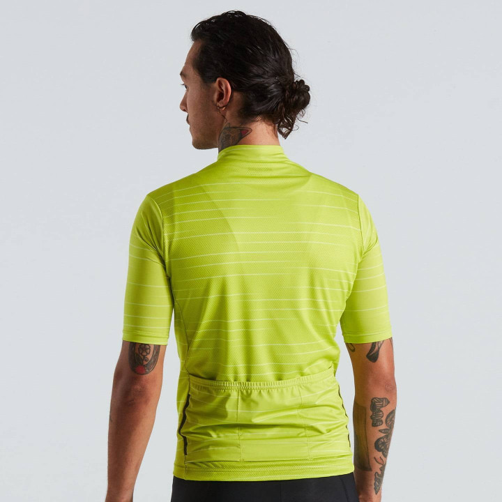 Maillot corto RBX Mirage verde neón de SPECIALIZED para ciclistas que buscan estilo y confort