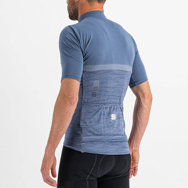 Maillot Giara azul de Sportful: comodidad y estilo para tus rutas en bici
