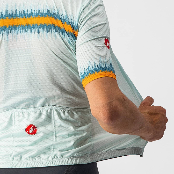 Maillot corto Castelli Grimpeur azul claro: comodidad y estilo para tus rutas