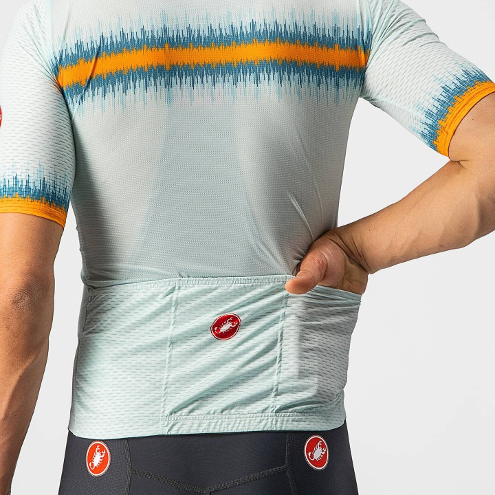 Maillot corto Castelli Grimpeur azul claro: comodidad y estilo para tus rutas