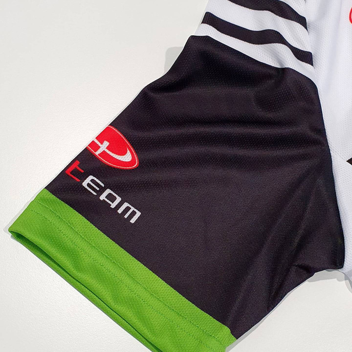 Maillot corto BOBTEAM Performance Line III: estilo y comodidad para tus rutas en bicicleta