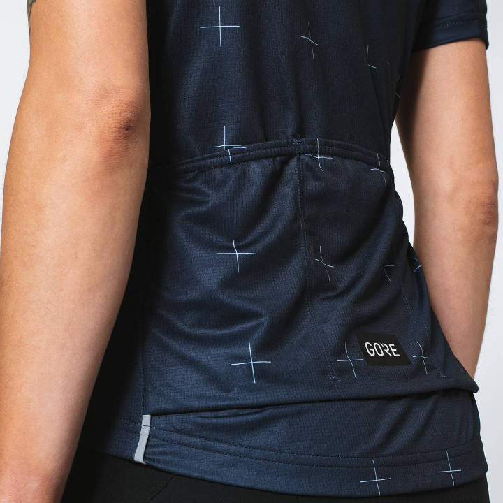 Maillot de ciclismo para mujer GORE WEAR Daily en azul oscuro y blanco, comodidad y estilo para tus rutas