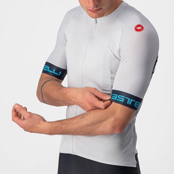 Maillot Entrata VI plateado de CASTELLI para ciclistas que buscan comodidad y estilo