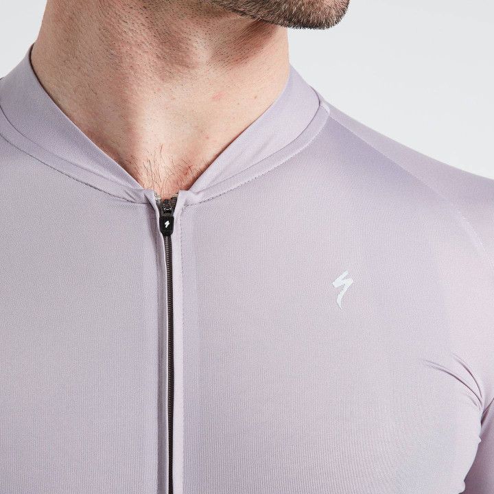 Maillot corto SL Solid de SPECIALIZED: comodidad y frescura para tus rutas en bici