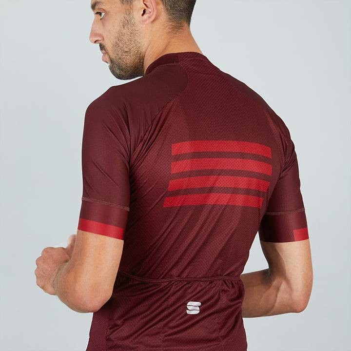 Maillot corto rojo y dorado SPORTFUL: comodidad y estilo para tus rutas en bici