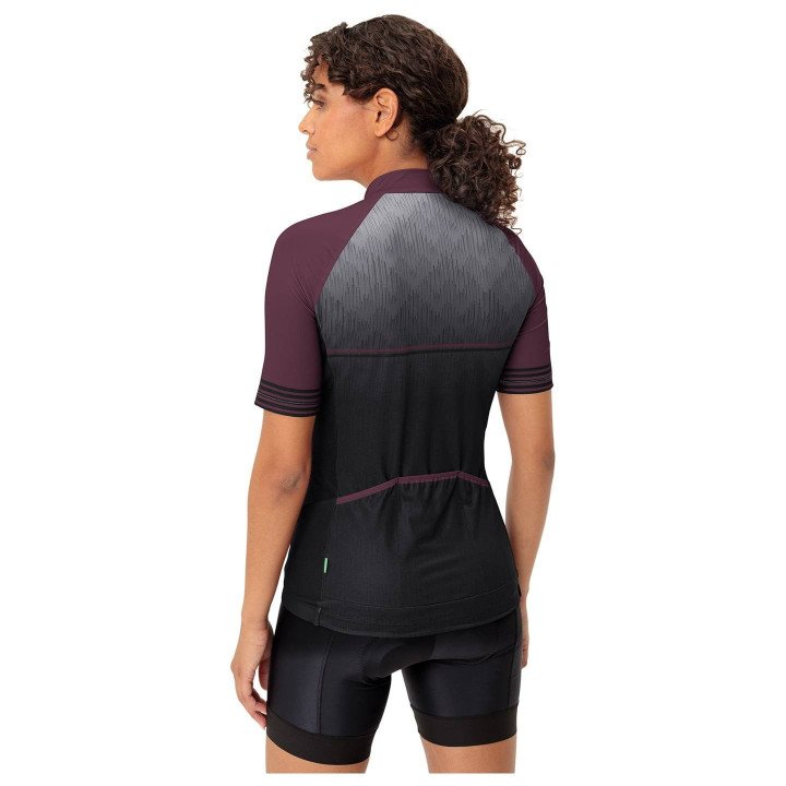 Maillot de ciclismo corto para mujer VAUDE en lila y negro, ideal para tus rutas