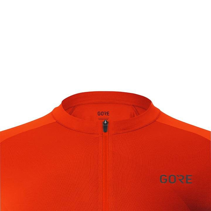 Maillot corto GORE WEAR Fade en naranja y negro para ciclistas que buscan estilo y comodidad