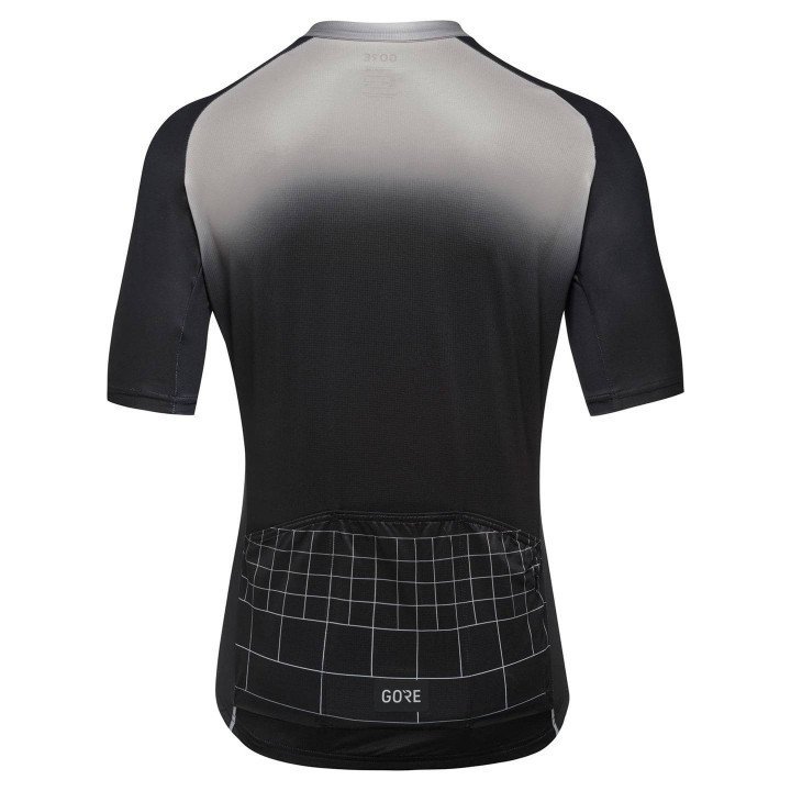 Maillot corto GORE WEAR Grid Fade 2.0: estilo y comodidad para tus rutas en bici