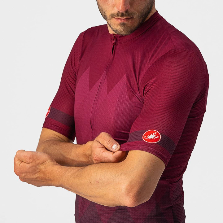 Maillot corto A Tutta rojo de Castelli: comodidad y frescura para tus rutas en bicicleta