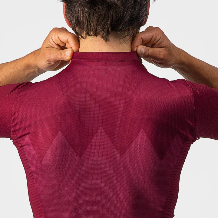 Maillot corto A Tutta rojo de Castelli: comodidad y frescura para tus rutas en bicicleta