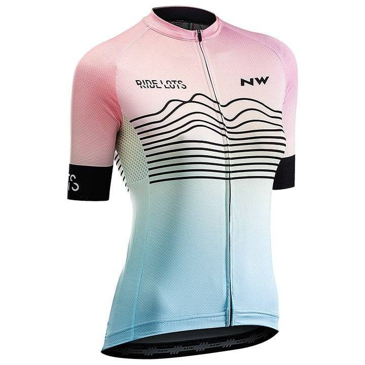 Maillot corto para mujer Blade fucsia y azul claro de NORTHWAVE, comodidad y estilo en cada pedaleada