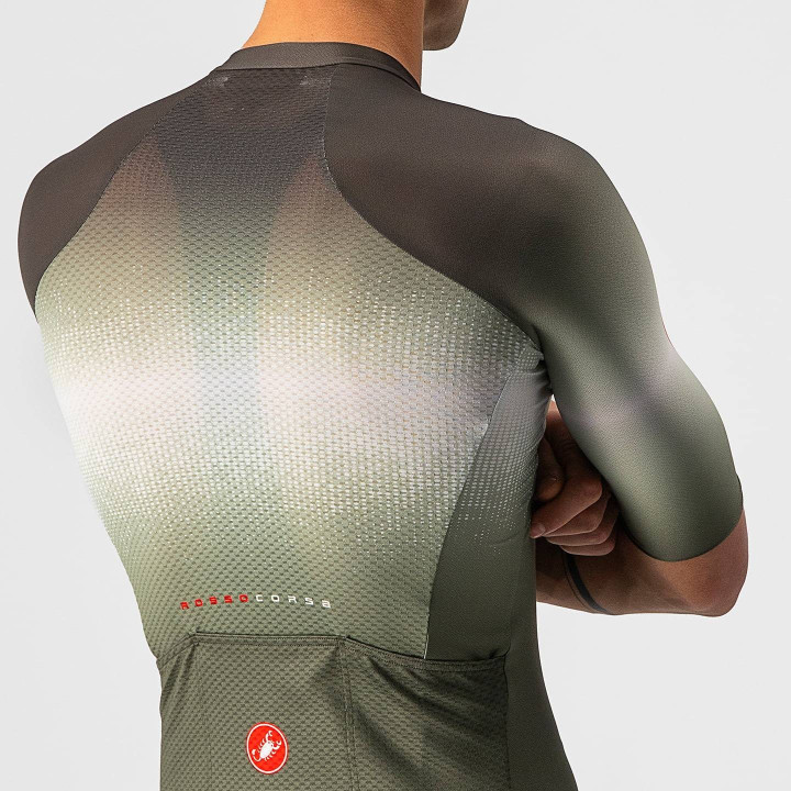 Maillot Aero Race 6.0 verde y negro de Castelli para ciclistas que buscan rendimiento y comodidad