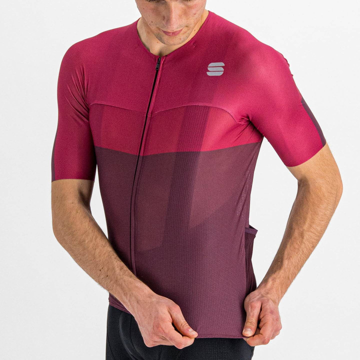 Maillot corto Light Pro lila-fucsia de SPORTFUL para ciclistas que buscan comodidad y estilo