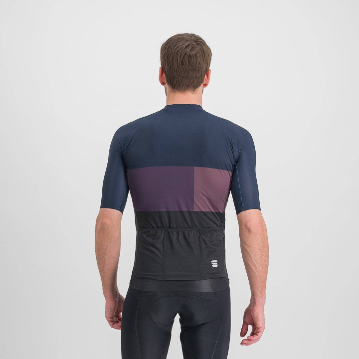 Maillot corto Snap lila-azul de SPORTFUL: comodidad y estilo para tus rutas en bici