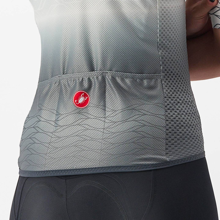Maillot corto para mujer CASTELLI Climber's 2.0 en gris y blanco, ideal para ciclistas que buscan estilo y comodidad