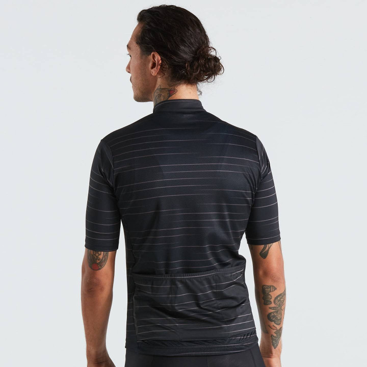 Maillot corto negro RBX Mirage de SPECIALIZED, comodidad y estilo en cada ruta