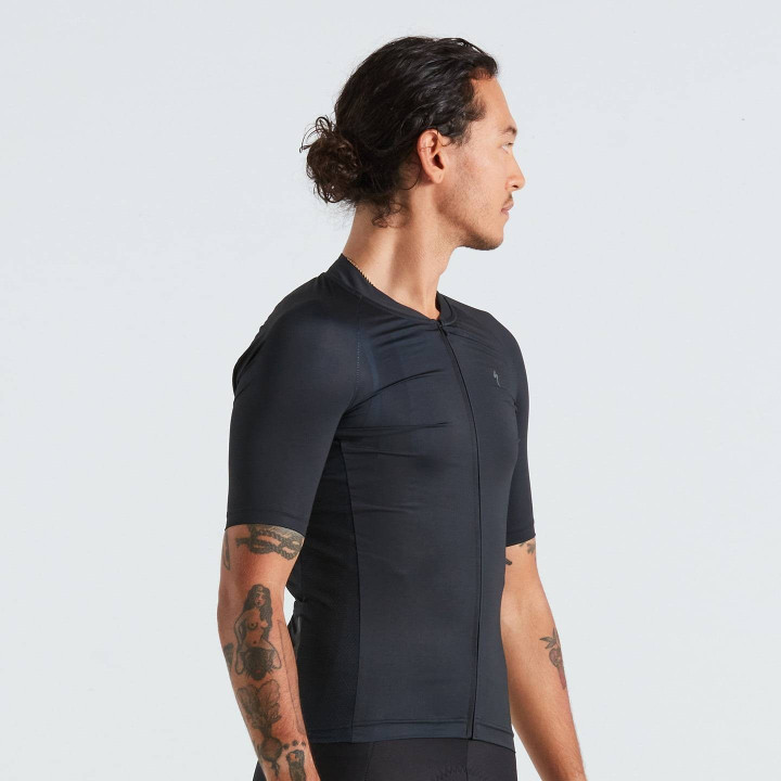 Maillot corto SL Solid negro de Specialized para ciclistas que buscan estilo y comodidad