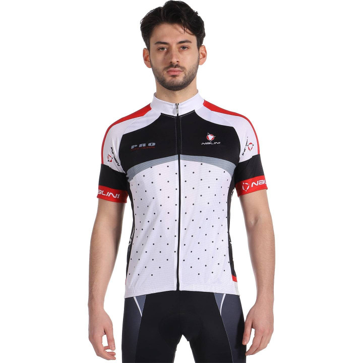 Maillot corto NALINI Ergo 2 en rojo y negro: comodidad y estilo para tus rutas en bicicleta