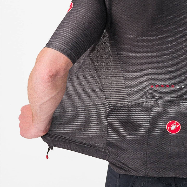 Maillot Aero Race 6.0 negro de CASTELLI: comodidad y frescura para tus rutas en bici