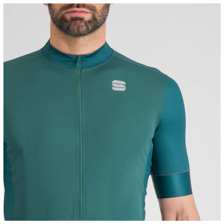 Maillot corto SRK verde de SPORTFUL: comodidad y frescura para tus rutas en bici