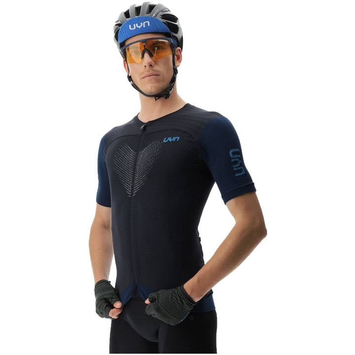 Maillot corto UYN Garda negro: comodidad y estilo para tus rutas en bici