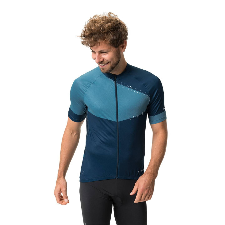 Maillot VAUDE Posta FZ azul: comodidad y frescura para tus rutas en bici