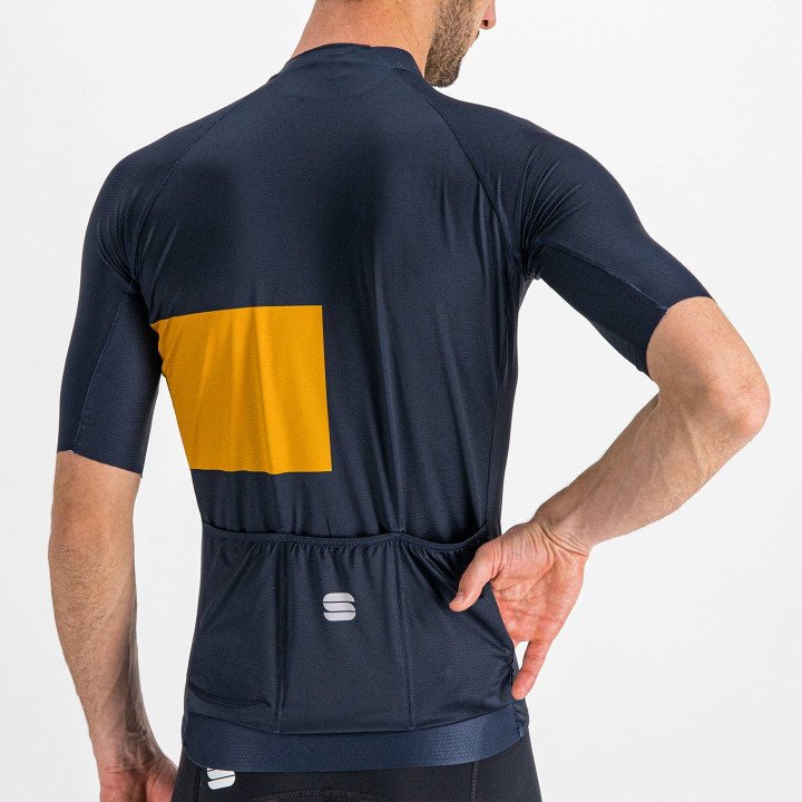Maillot corto SPORTFUL Snap naranja y azul oscuro para ciclistas que buscan estilo y comodidad
