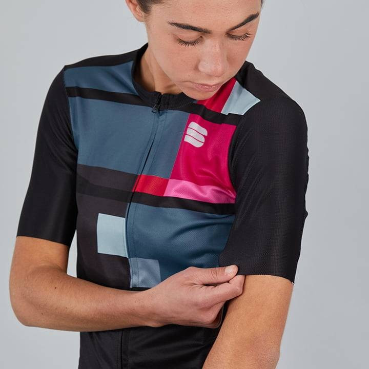 Maillot corto Sportful para mujer: comodidad y estilo en cada pedalada