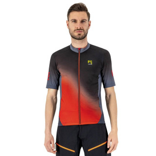 Maillot de ciclismo Jump KARPOS: comodidad y estilo en cada pedaleo