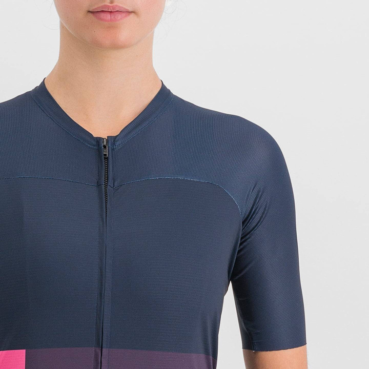 Maillot corto mujer SPORTFUL Snap fucsia y azul, comodidad y estilo para tu ciclismo